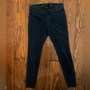 HUE Dark Blue Denim Jeggings, size M, mid rise